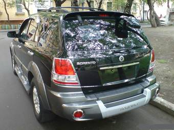2004 Kia Sorento Pictures