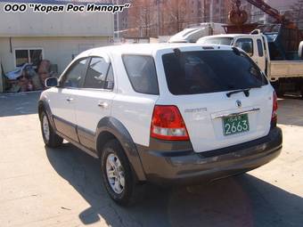 2004 Kia Sorento Images