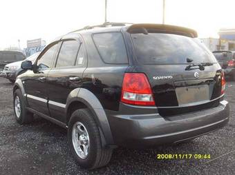 2004 Kia Sorento Photos