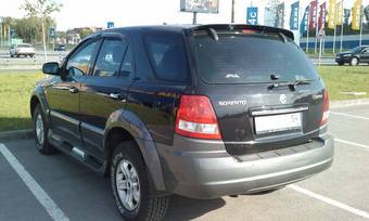 2004 Kia Sorento Pictures