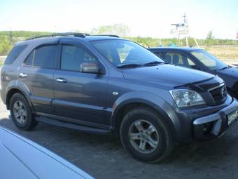 2004 Kia Sorento Pics