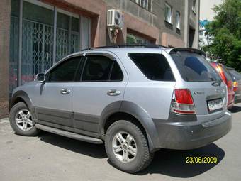 2004 Kia Sorento Photos