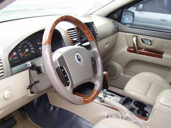 2004 Kia Sorento Photos