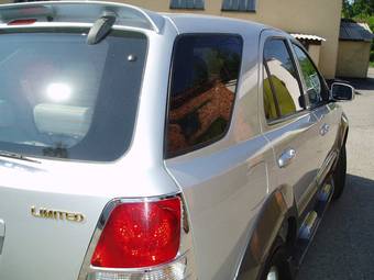 2004 Kia Sorento Pictures