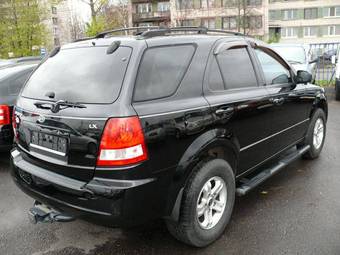 2004 Kia Sorento Photos