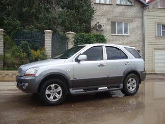 2004 Kia Sorento Photos