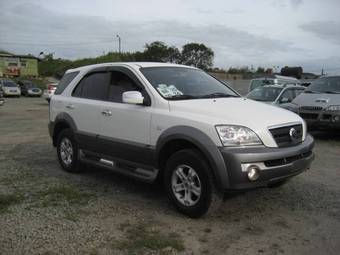 2004 Kia Sorento Photos