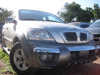 2004 Kia Sorento Photos