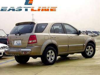 2005 Kia Sorento Pictures