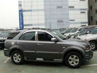 2005 Kia Sorento Photos