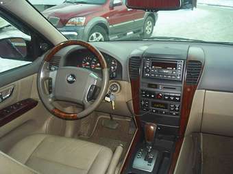 2005 Kia Sorento Pictures