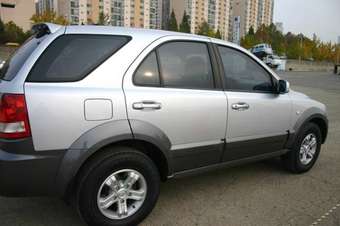 2005 Kia Sorento Pictures