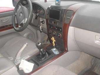 2005 Kia Sorento Photos