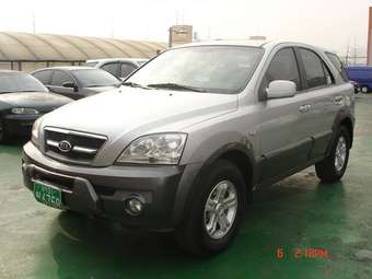 2005 Kia Sorento Pics