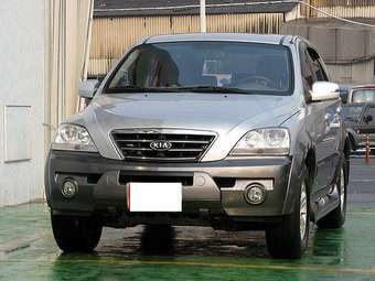 2005 Kia Sorento Pictures