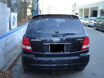 2005 Kia Sorento Photos