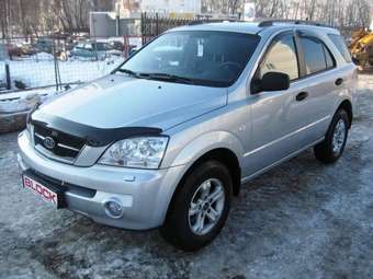 2005 Kia Sorento Pictures