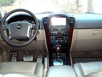 2005 Kia Sorento Pics