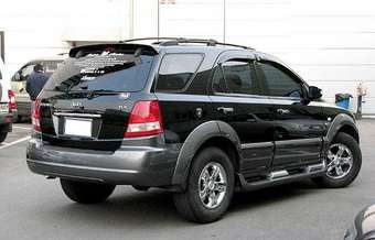 2005 Kia Sorento Pictures