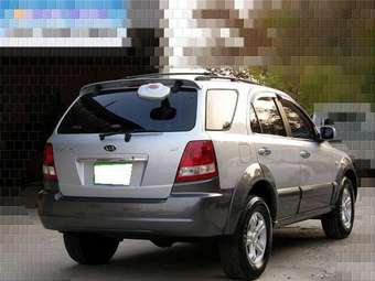 2005 Kia Sorento Pictures