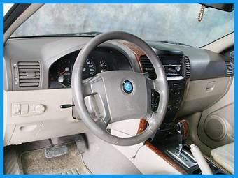 2005 Kia Sorento Pictures