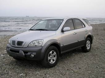 2005 Kia Sorento Images