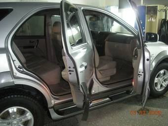 2005 Kia Sorento Pics