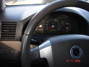 2005 Kia Sorento Photos