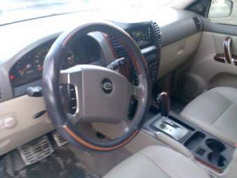 2005 Kia Sorento Pictures