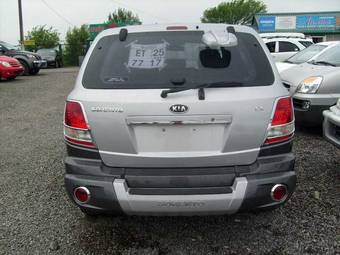 2005 Kia Sorento Pictures