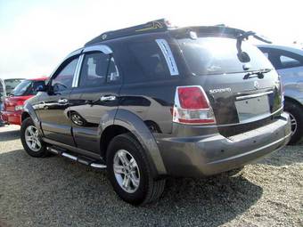 2005 Kia Sorento Photos