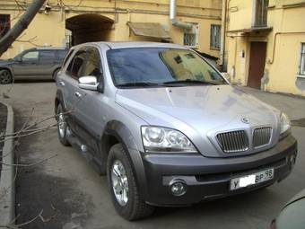 2005 Kia Sorento Pictures