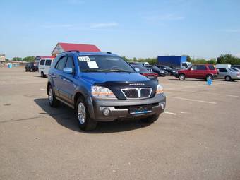 2005 Kia Sorento Photos