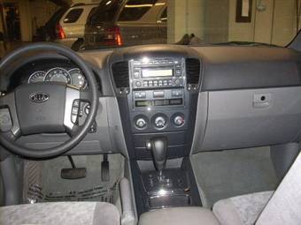 2005 Kia Sorento Photos