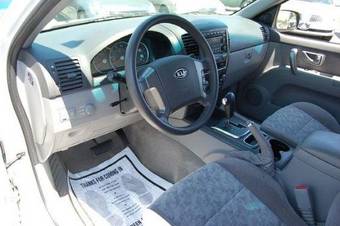 2005 Kia Sorento Pictures