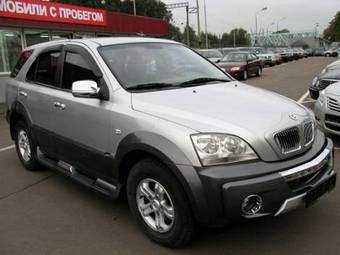 2005 Kia Sorento Pictures