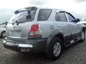 2005 Kia Sorento Pictures