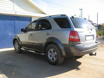 2005 Kia Sorento Photos