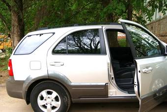 2008 Kia Sorento Pictures