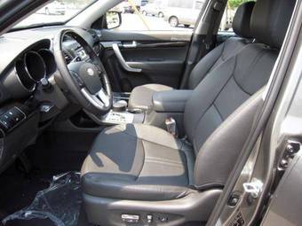 2009 Kia Sorento Images