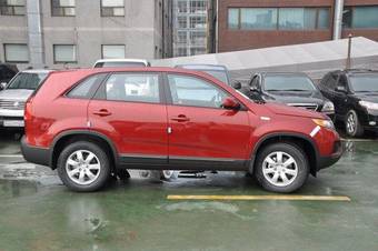 2009 Kia Sorento Photos