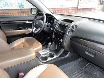 2009 Kia Sorento Photos