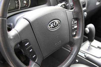 2009 Kia Sorento Pics