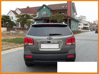 2010 Kia Sorento Photos