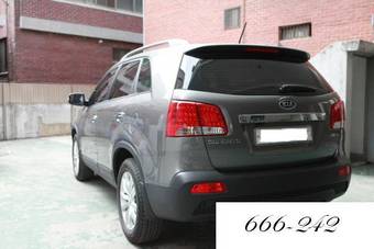 2010 Kia Sorento Pictures