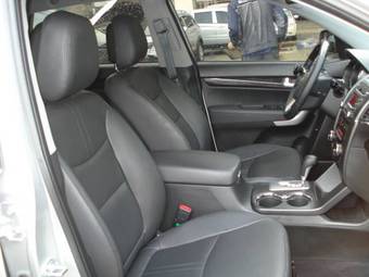 2010 Kia Sorento Pictures
