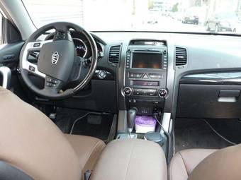 2010 Kia Sorento Pictures