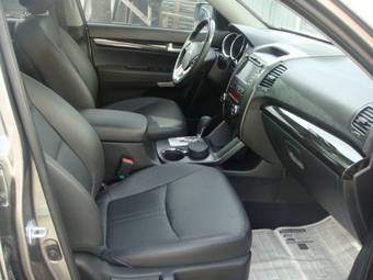 2010 Kia Sorento Pictures