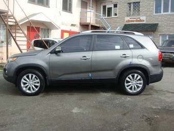 2010 Kia Sorento Photos
