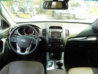 2010 Kia Sorento Pictures